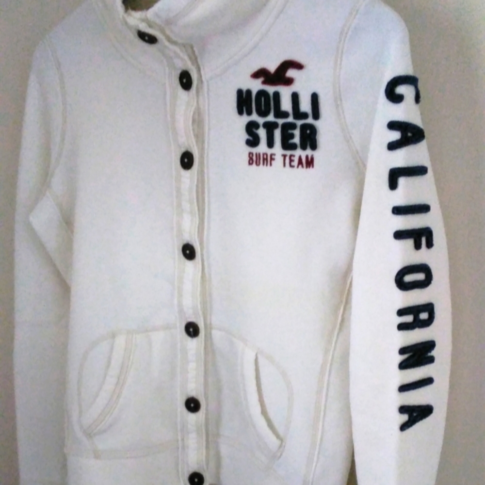 Hollister Button Up